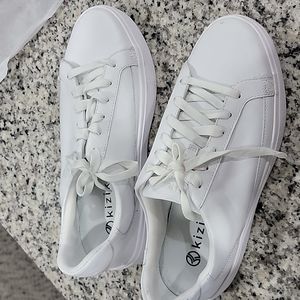 KIZIKS SNEAKERS
